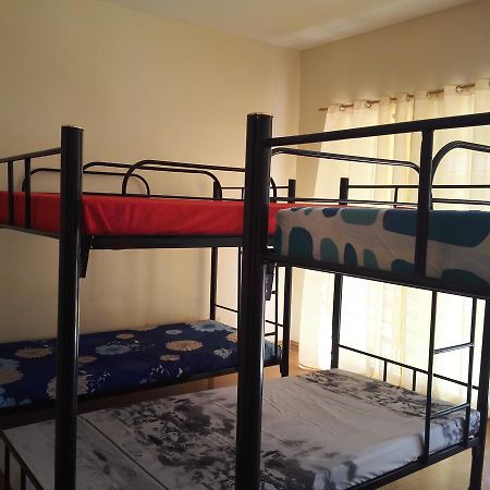 Happy To Mingle Airport Hostel Manila Paranaque City Exterior photo