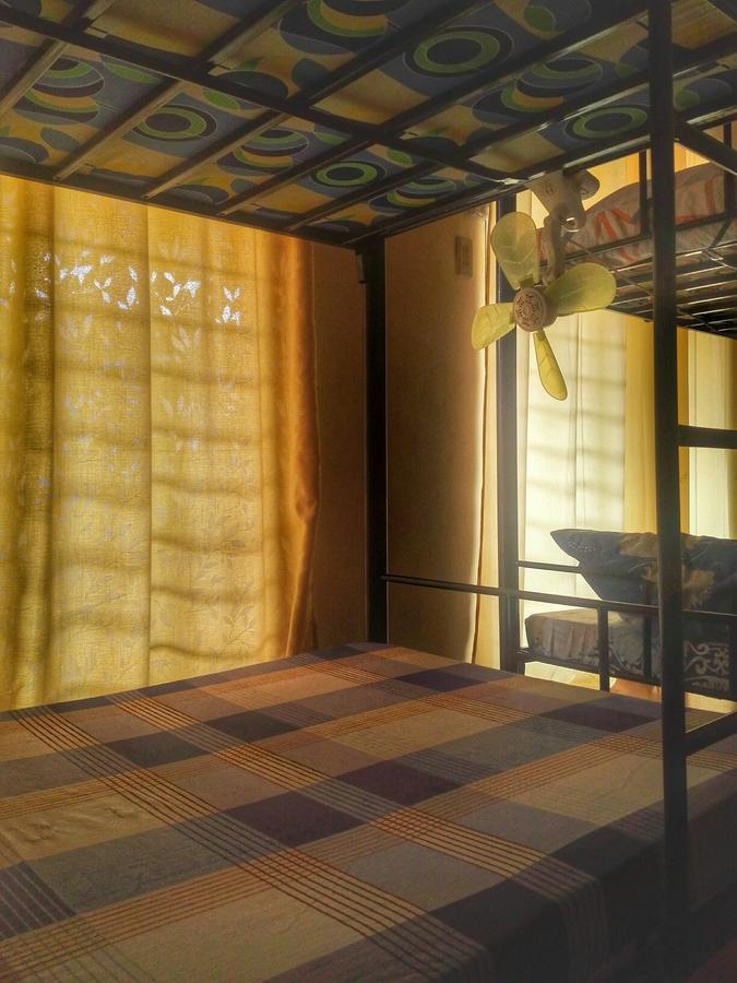 Happy To Mingle Airport Hostel Manila Paranaque City Exterior photo